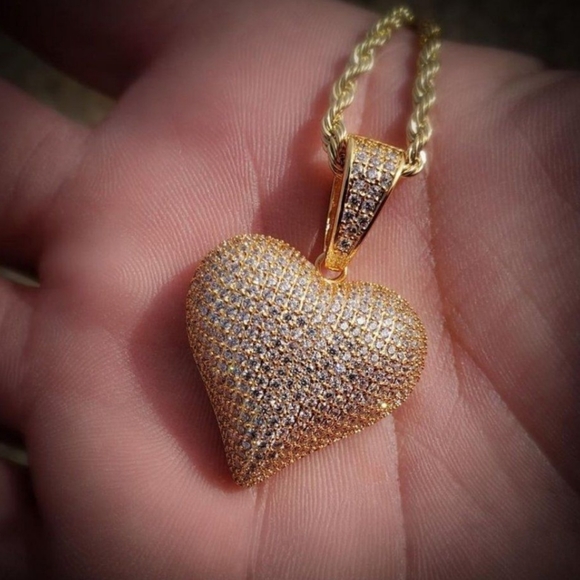 🔥 STUNNING CUPIC ZIRCONIA HEART NECKLACE - Picture 3 of 3